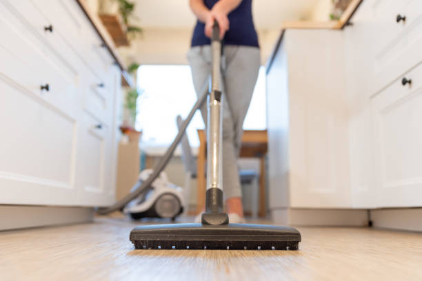 Floor cleaning with vacuum cleaner | Great Floors